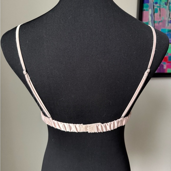 Windsor Pearl Sequin Mesh Top - Picture 8 of 10